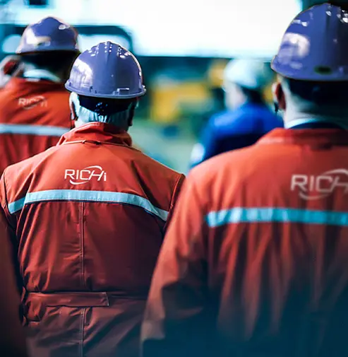 RICHI workers photo