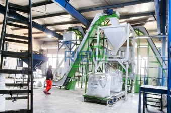 Romania 2.2-2.5 T/H wood pellet production line