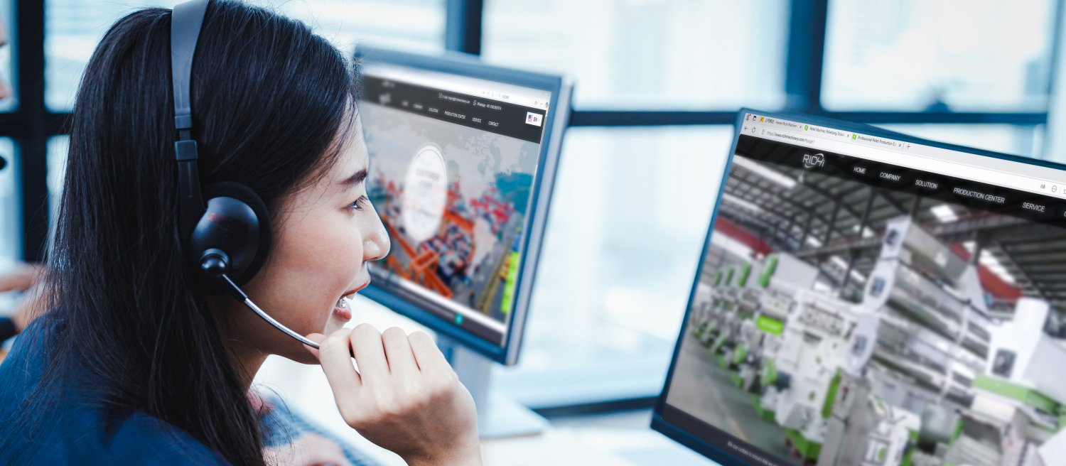 The after-sales team responds to customers.