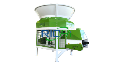 Energy-efficient straw bale breaking machine
