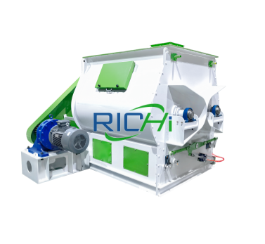 large-capacity straw material mixer