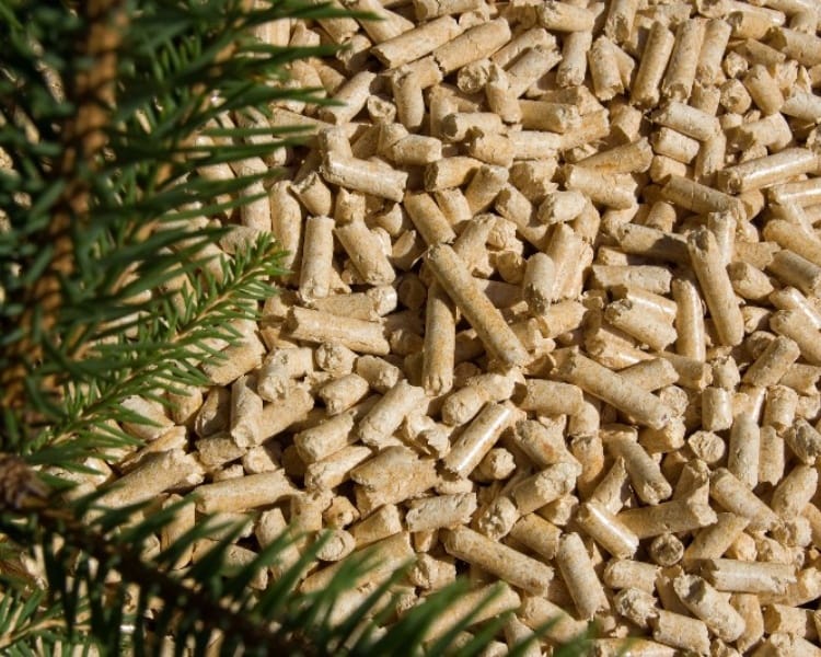 smooth grass pellets