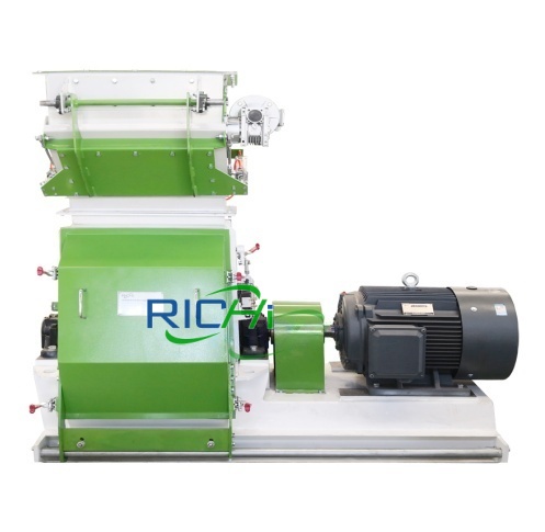 Teardrop-shaped forage chopper equipped with Siemens motor