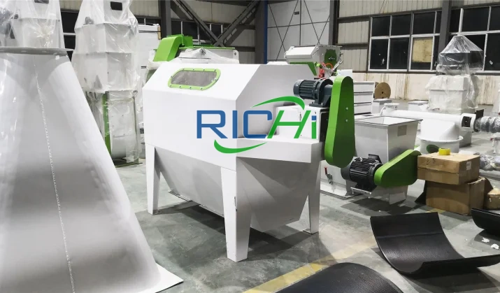 Cylindrical primary screening machine