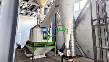 5-6 T/H Fish Feed Cooler machine for Sale in Russia